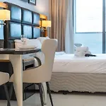 Relaxing Studio Apartment Perfect For 2 In Business Bay