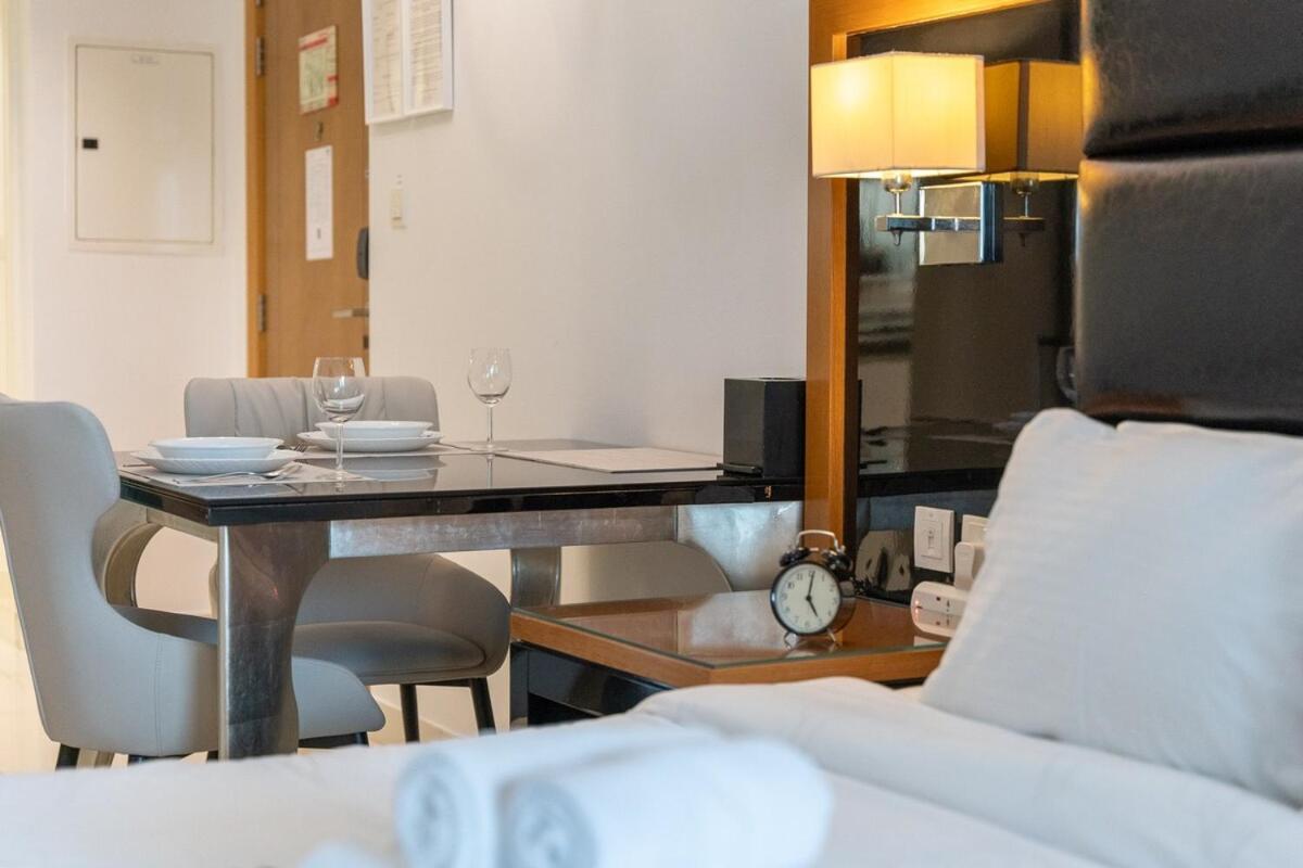Relaxing Perfect For 2 In Business Bay *
