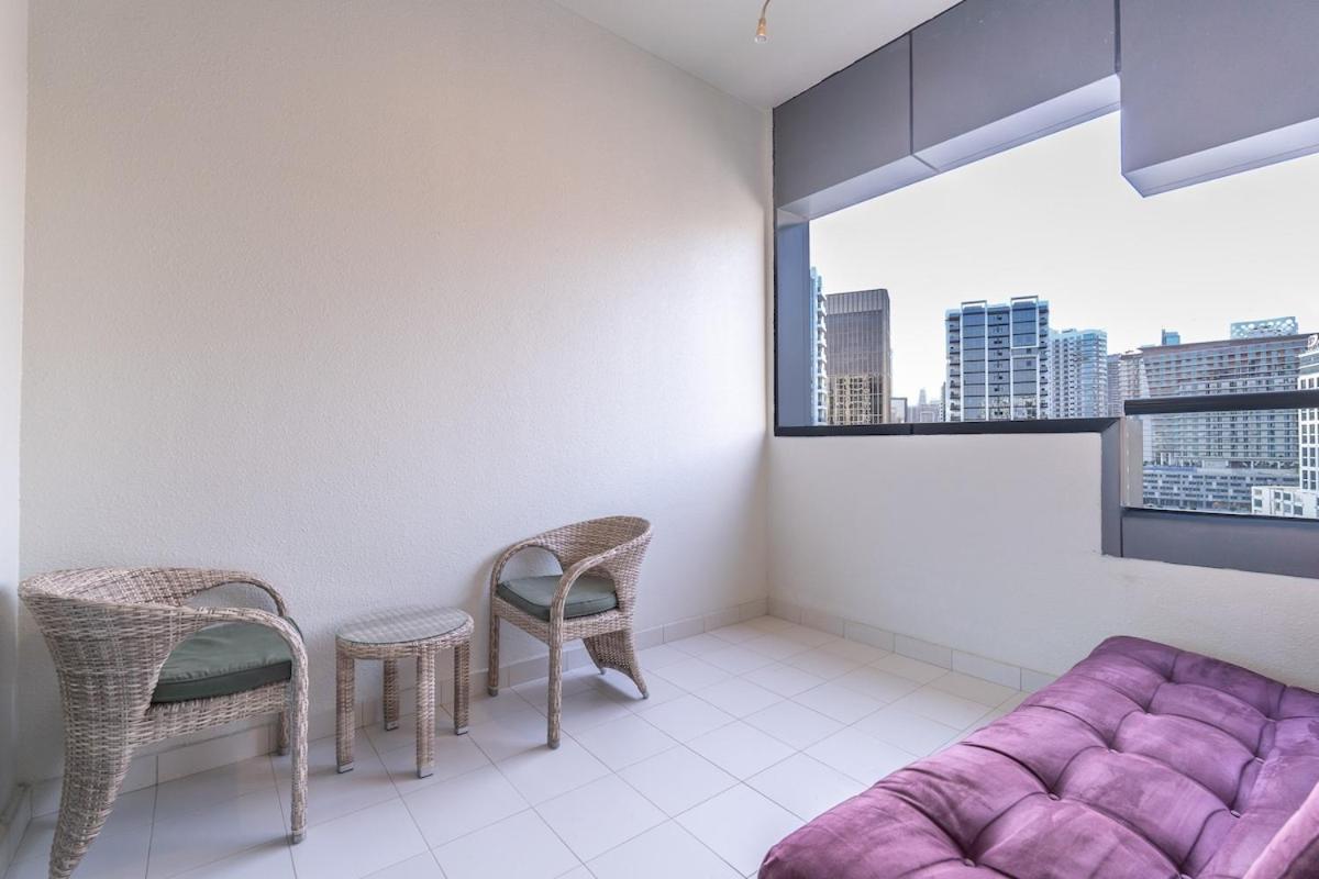 Relaxing Perfect For 2 In Business Bay *