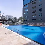 Relaxing Studio Apartment Perfect For 2 In Business Bay