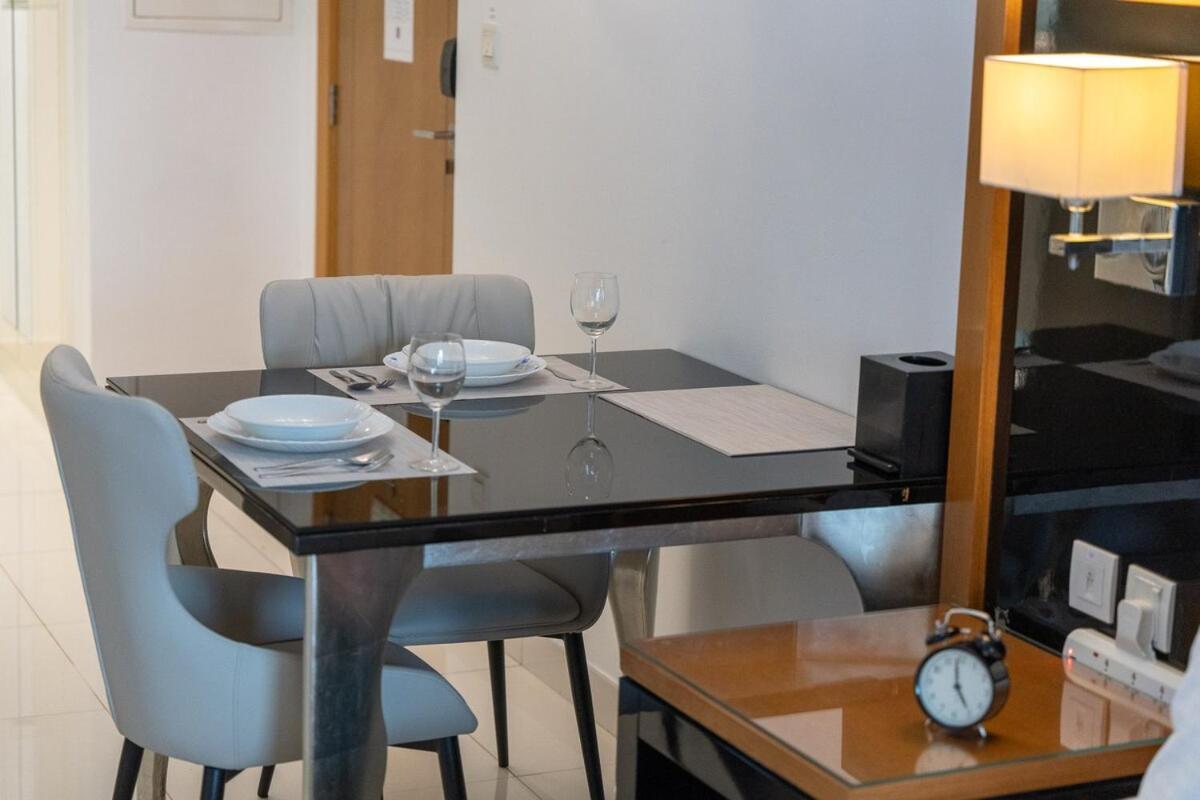 Relaxing Perfect For 2 In Business Bay Apartment