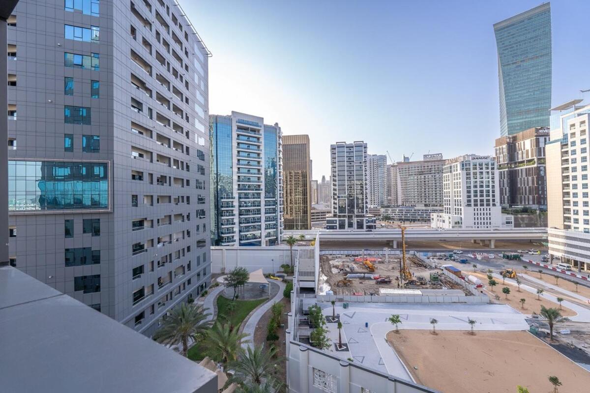 Relaxing Perfect For 2 In Business Bay Apartment Dubai